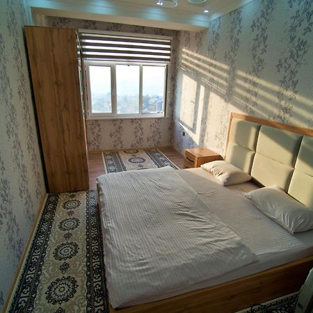 Family 3-Room Apartment 두샨베 외부 사진